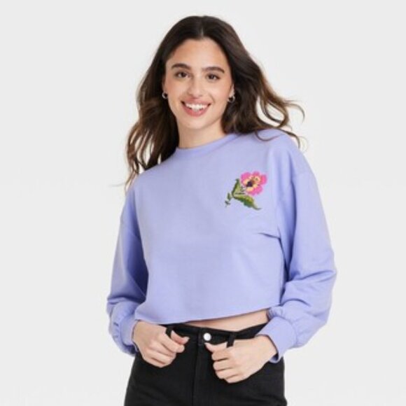 LATINO HERITAGE MONTH WOMEN'S GRAPHIC CROPPED HOY ES UN BUEN DIA XL SWEATER - Picture 1 of 8